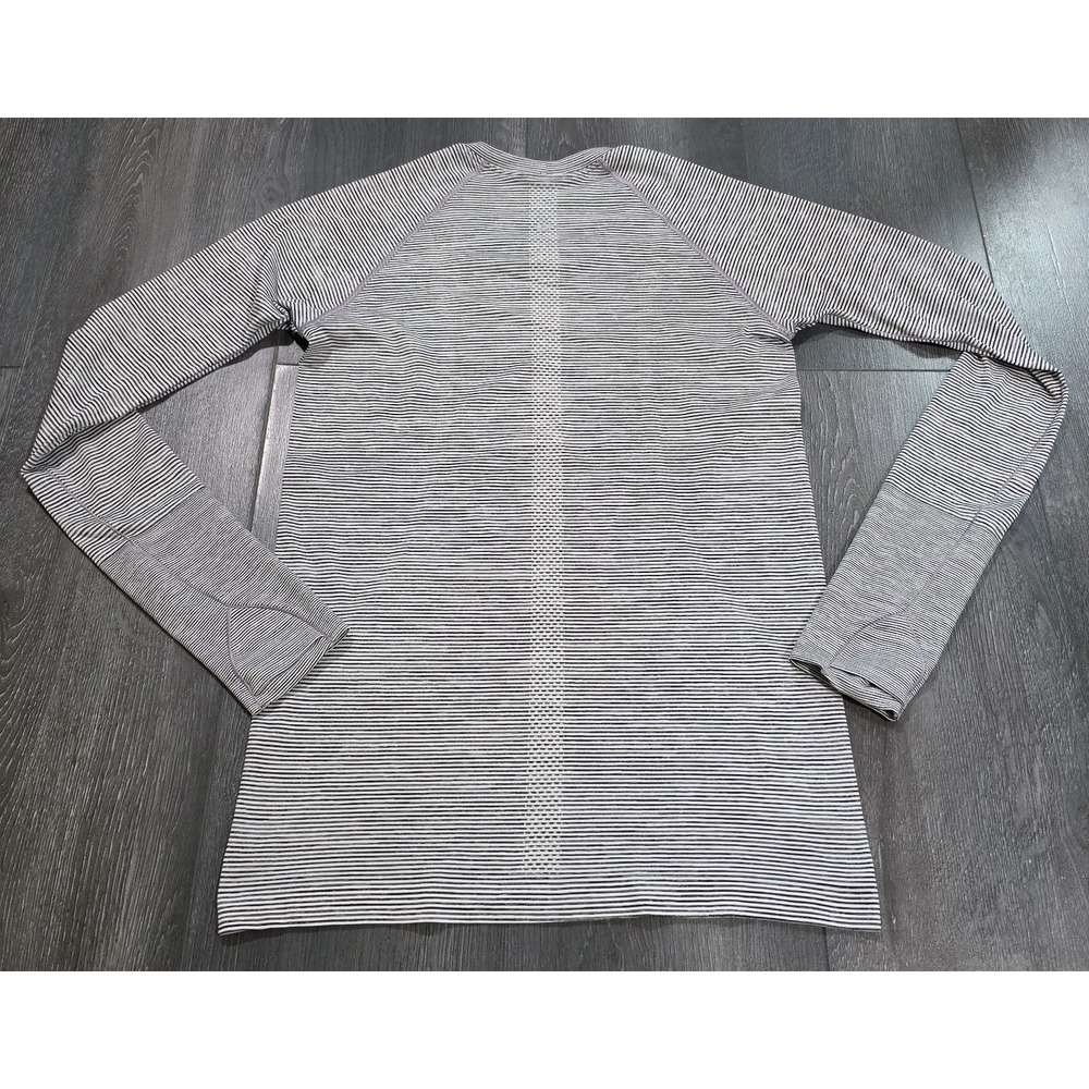 Lululemon Swiftly Tech Long Sleeve Shirt Women 8 Gray Striped Gym Training Jog